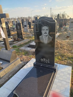 пам'ятники на могилу Дубно