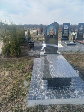 пам'ятники на могилу Дубно