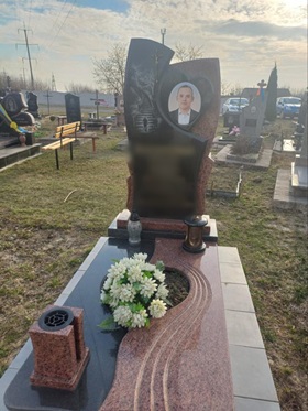 пам'ятники на могилу Дубно