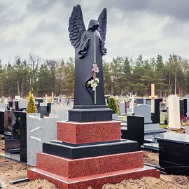 Памятники надгробные в Ровно и Ровенской области
