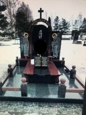 Рівне Пам'ятники надгробні габро гранітні мармурові