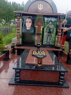 Пам`ятники на могилу Бучач