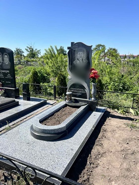 Винница Памятники надгробные габбро гранитные мраморные бетонные