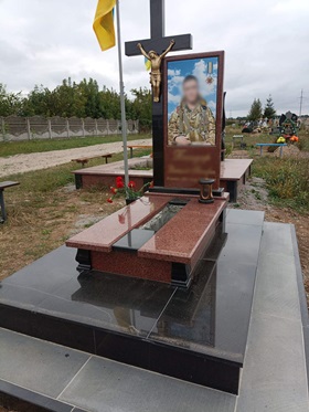 Надгробные гранитные памятники на могилу Винница
