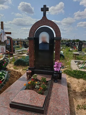 Надгробные гранитные памятники на могилу Винница