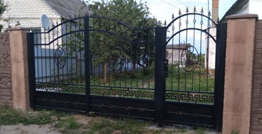 пам'ятники з граніту Романів