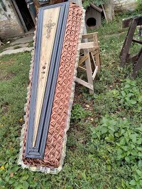 Труни