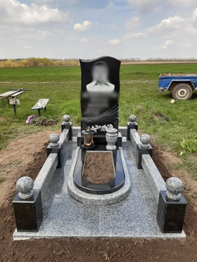 Пам`ятники з граніту і бетону Лисянка