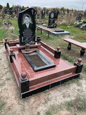 Пам'ятники на могилу Тальне
