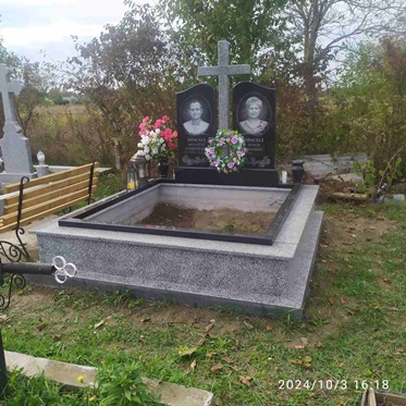 Пам'ятники на могилу Чернівці