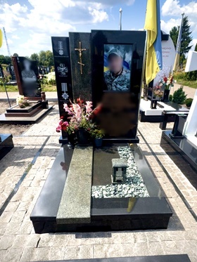 Пам'ятники на могилу Військовим Воїнам ЗСУ