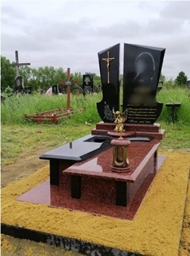 Памятники Золочів