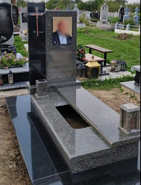 Памятники Золочів