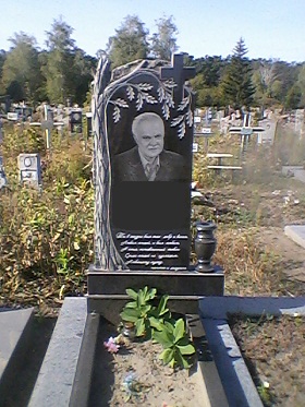 Памятники гранитные надгробные Сумы