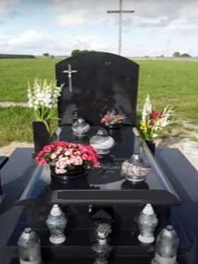 Памятники гранитные надгробные Сумы