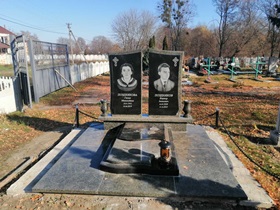 Пам ятники з граніту Суми