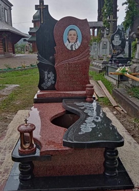 Памятники на могилу Бережани