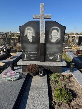 Пам'ятники на могилу Тростянець
