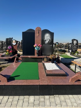 Пам'ятники на могилу Липовець
