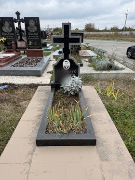 Пам'ятники на могилу з граніту Тульчин