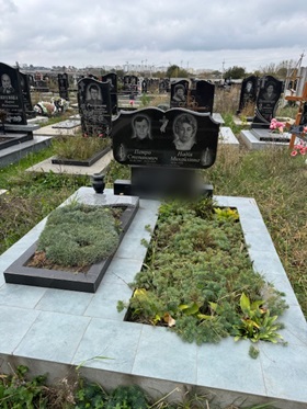 Пам'ятники на могилу Ямпіль