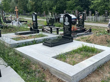 Памятники на замовлення Бар