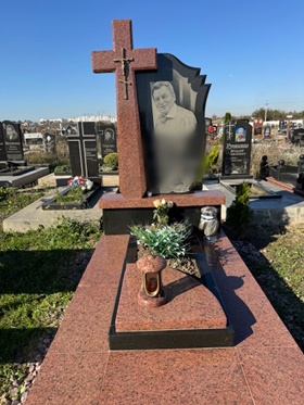 Пам'ятники на могилу з граніту і мармуру Жмеринка