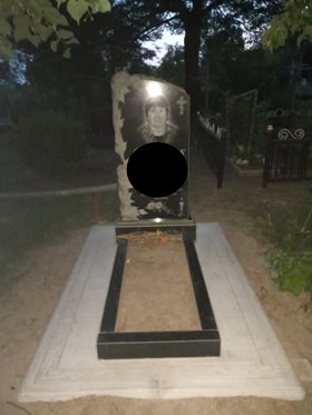 МСК Тальне Пам`ятники надмогильні з граніту бетону