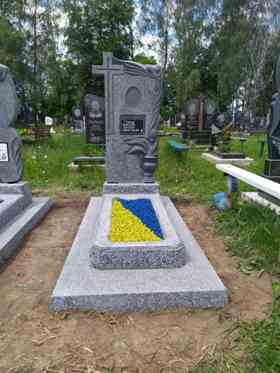 Тальне Пам`ятники надмогильні з граніту бетону