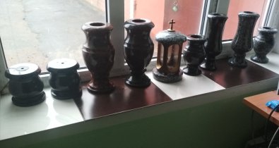 Пам`ятники гранітні надгробні в Тальному