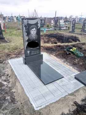 Памятники гранитные бетонные Знаменка