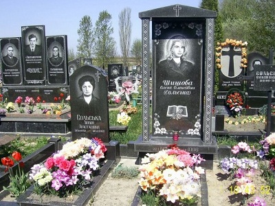 Памятники Городня