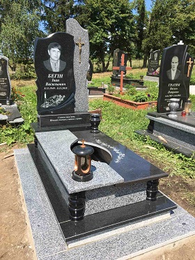 Пам`ятники надмогильні з граніту