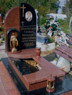 Виготовлення пам`ятників ПП "Лучків і син"