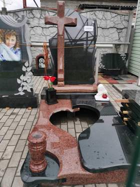 Памятники из гранита Кременчуг Знаменка