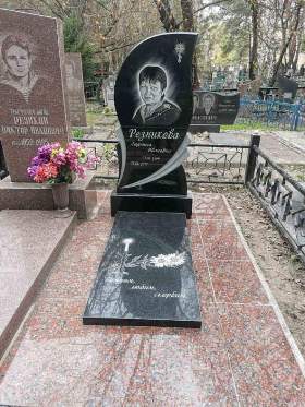 Памятники из гранита Кременчуг Знаменка