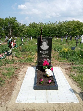 Пам`ятники з граніту Знам`янка