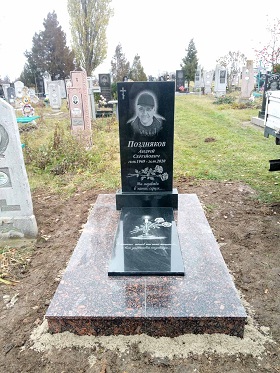 Пам`ятники з граніту Знам`янка