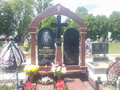 Пам'ятники з граніту