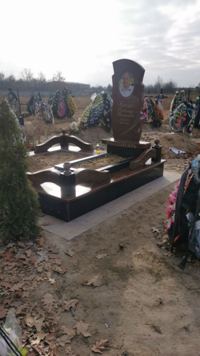 Памятники гранитные надгробные Вишнёвое