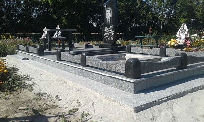 Пам'ятники з граніту