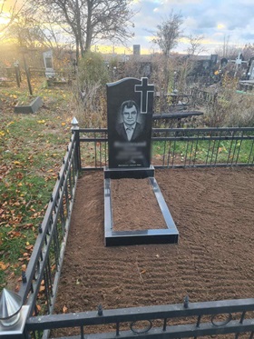 Памятники на могилу из гранита Васильков