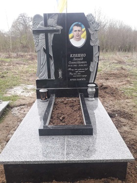 Гранітні памятники Васильків