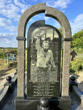 Пам`ятники з граніту Яготин