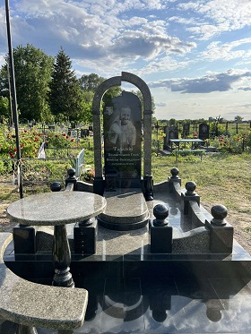Пам`ятники з граніту Яготин