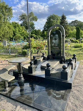 Пам`ятники з граніту Яготин