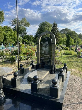 Пам`ятники з граніту Яготин