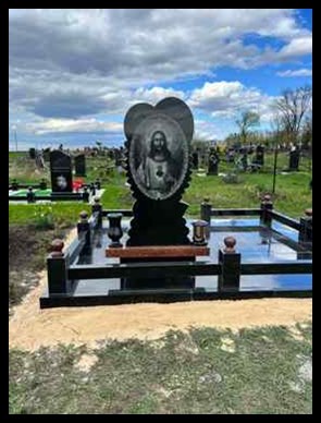 Памятники надгробные гранитные Яготин