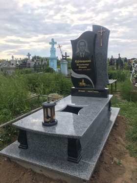 Пам`ятники гранітні надгробні