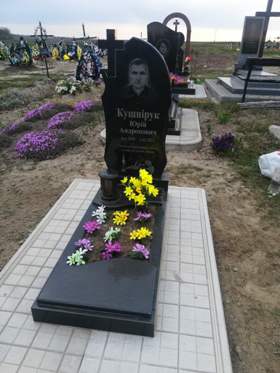 Гранітні пам`ятники Здолбунів